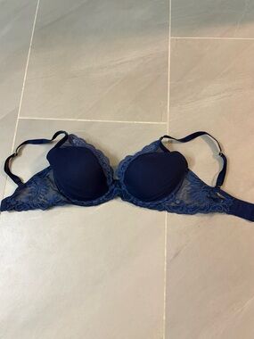Natori Feathers Navy Lace Underwire Bra